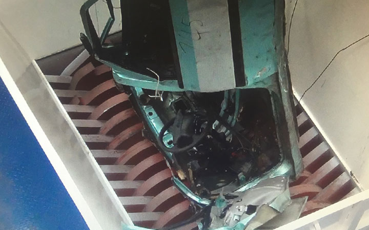 DS61系列 雙軸撕碎機工作原理